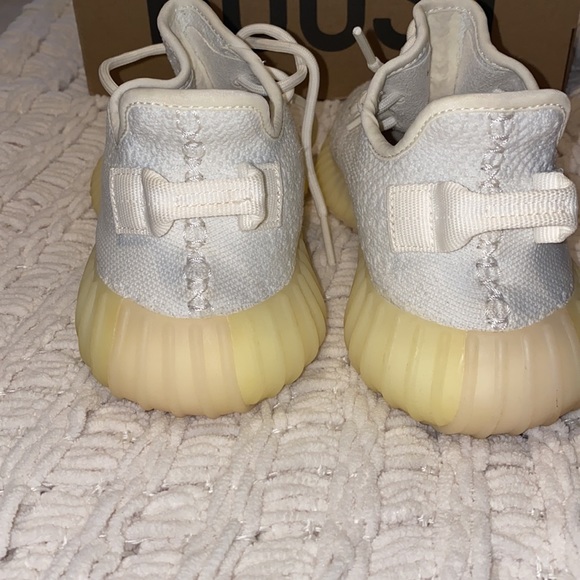 Adidas First generation Yeezy size 7 white sneakers - Picture 4 of 7